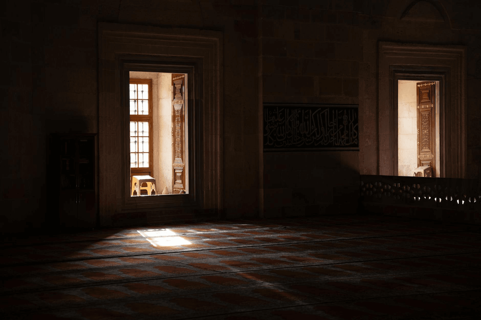 Golden numbers and sacred geometry patterns in warm light, representing numerology and manifestation